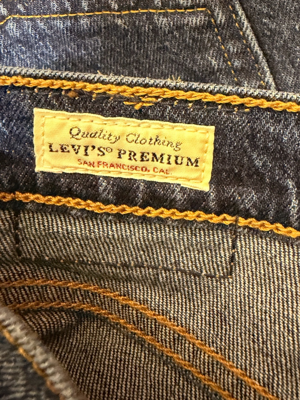 Levi’s Wedgie Straight Jeans Women 29 Salsa Dark Stone Raw Hem High Rise W29 L26 - Picture 9 of 10
